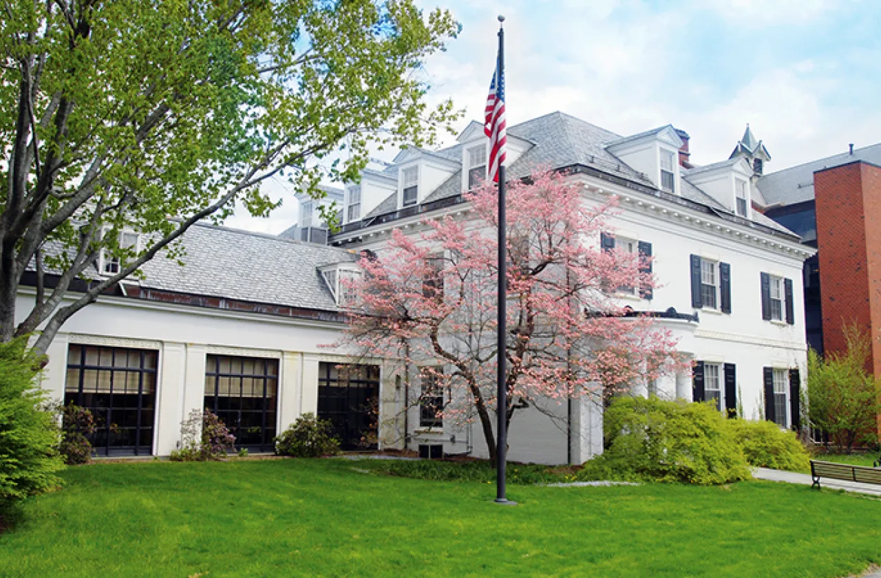 Photo of Alumnae House