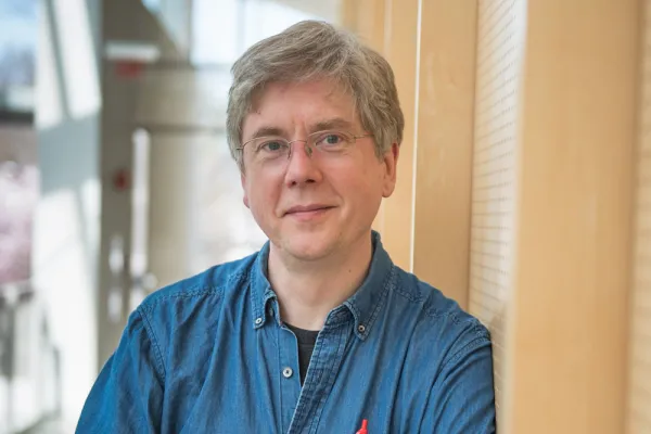 Nathanael Fortune headshot