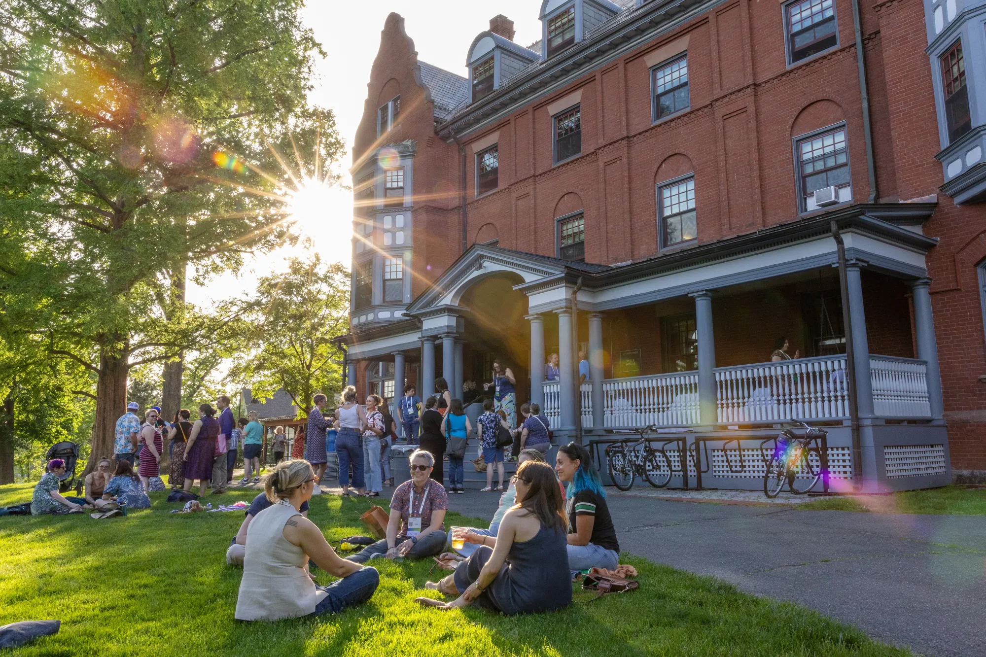 Reunion participants on the lawn in front of Tyler House.